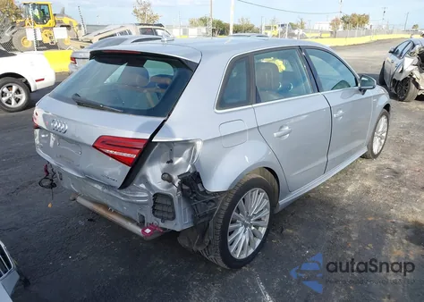 2017 Audi A3 E-Tron 1.4T Premium из США, поврежденный, VIN WAUTPBFF5HA045079